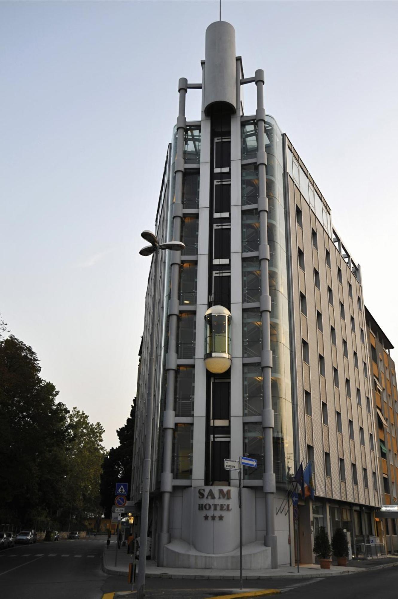 Sam Hotel Monfalcone Buitenkant foto