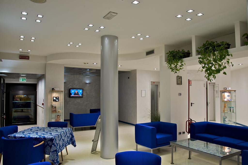 Sam Hotel Monfalcone Buitenkant foto