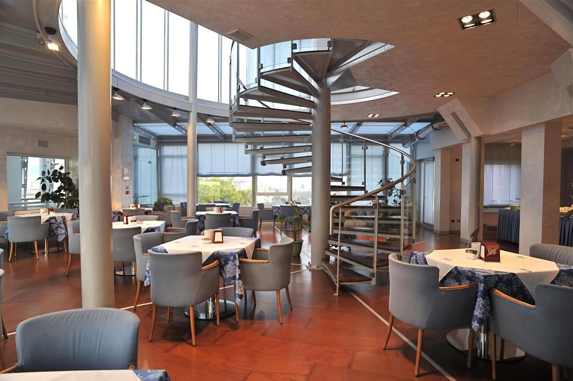 Sam Hotel Monfalcone Buitenkant foto